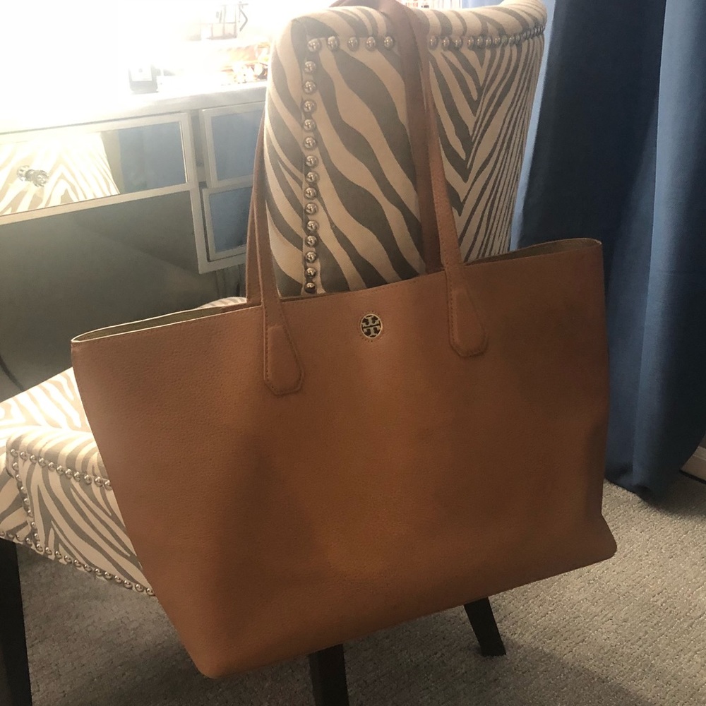 Tory Burch Perry Tott